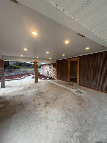 865 Seyburn Ct, Baton Rouge, LA 70808