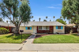 17400 Cantlay Street, Lake Balboa, CA 91406