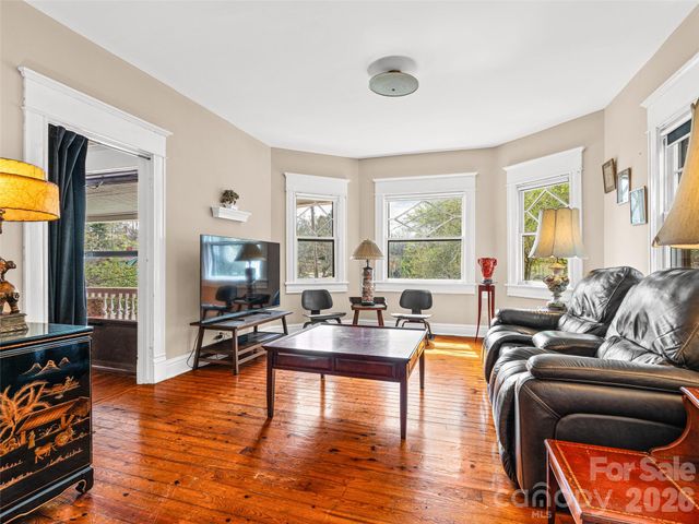 7 Montford Park Place, Asheville, NC 28801