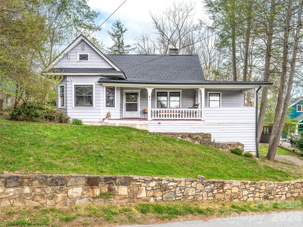 7 Montford Park Place, Asheville, NC 28801