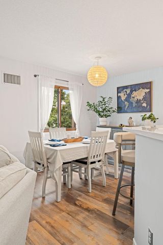 1392 Carling Drive 305, Saint Paul, MN 55108