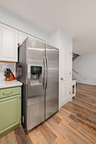 1392 Carling Drive 305, Saint Paul, MN 55108