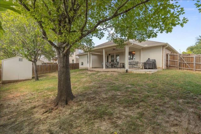 1553 Amberwood LOOP, Kyle, TX 78640