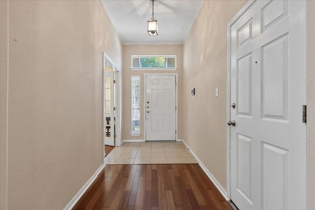 1553 Amberwood LOOP, Kyle, TX 78640
