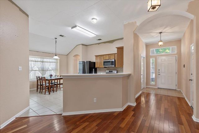 1553 Amberwood LOOP, Kyle, TX 78640