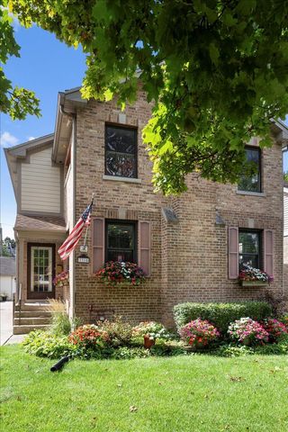 7315 W Lunt Avenue, Chicago, IL 60631