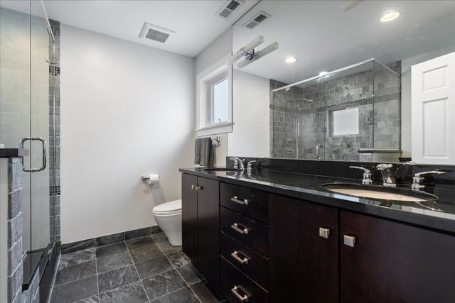 7315 W Lunt Avenue, Chicago, IL 60631