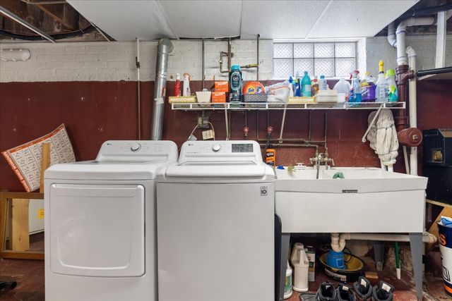 7315 W Lunt Avenue, Chicago, IL 60631