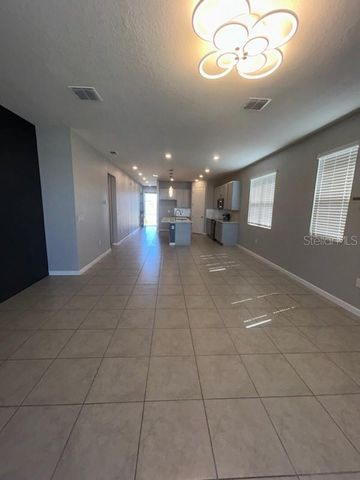 228 HILLCREST DRIVE, Dundee, FL 33838
