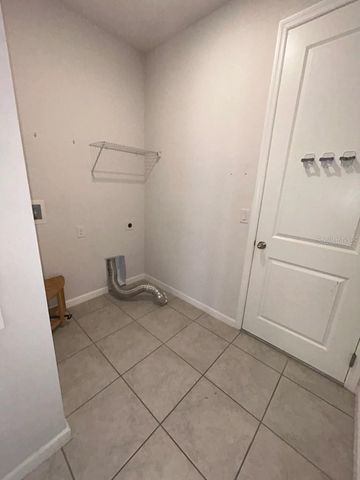 228 HILLCREST DRIVE, Dundee, FL 33838