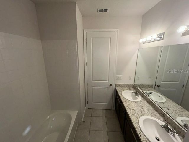 228 HILLCREST DRIVE, Dundee, FL 33838