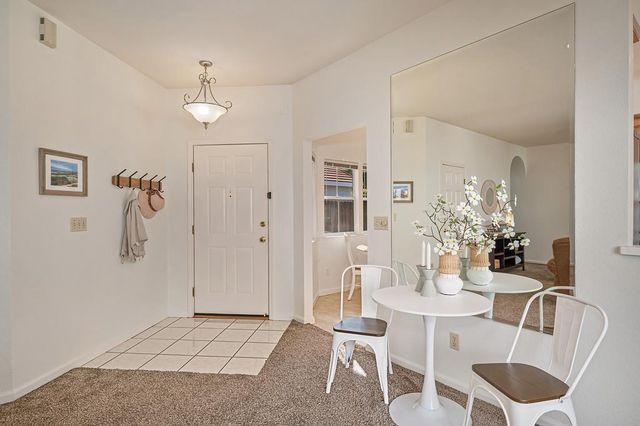 106 Pascoe Ct, Folsom, CA 95630