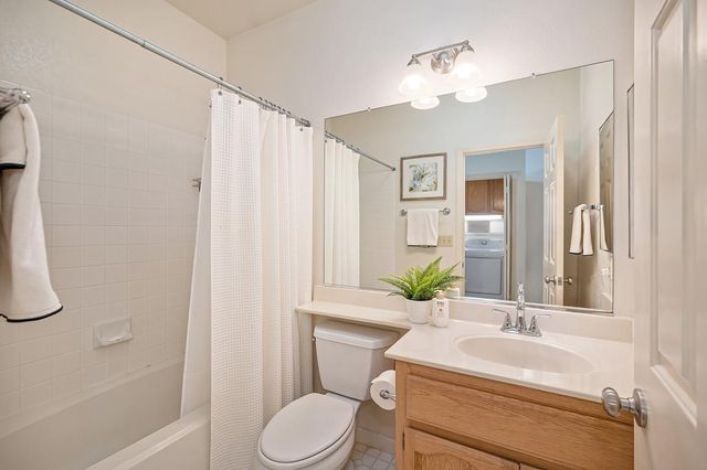 106 Pascoe Ct, Folsom, CA 95630