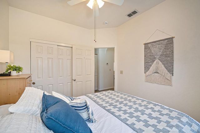 106 Pascoe Ct, Folsom, CA 95630