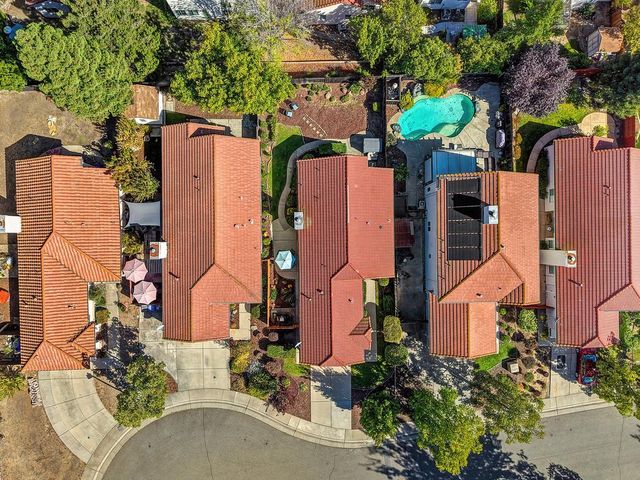106 Pascoe Ct, Folsom, CA 95630