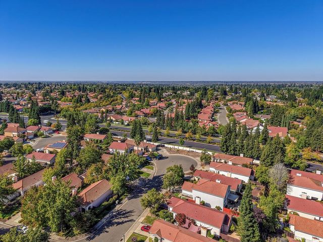 106 Pascoe Ct, Folsom, CA 95630