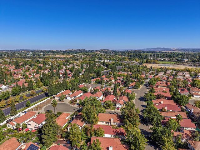 106 Pascoe Ct, Folsom, CA 95630