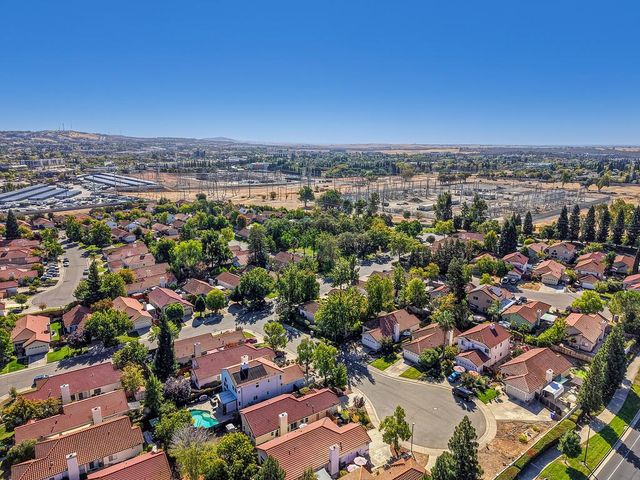 106 Pascoe Ct, Folsom, CA 95630