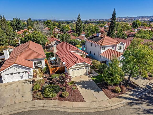 106 Pascoe Ct, Folsom, CA 95630