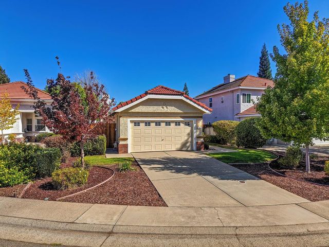 106 Pascoe Ct, Folsom, CA 95630