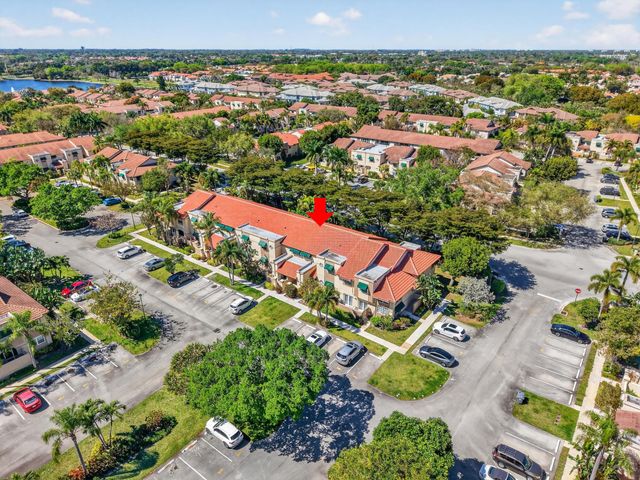 6658 Via Regina 10, Boca Raton, FL 33433
