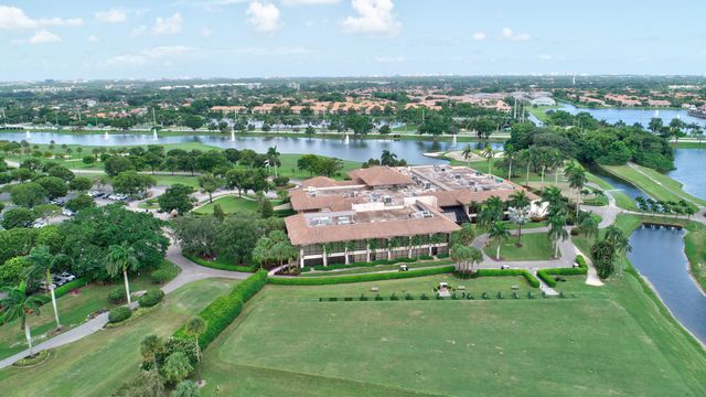 6658 Via Regina 10, Boca Raton, FL 33433