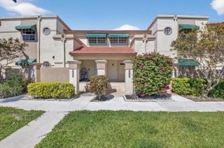 6658 Via Regina 10, Boca Raton, FL 33433