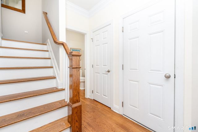 6 Lockwood Circle 6, Bethel, CT 06801
