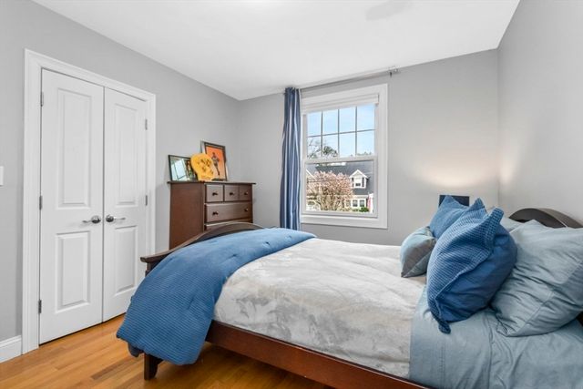 6 Risley Rd 1, Winchester, MA 01890