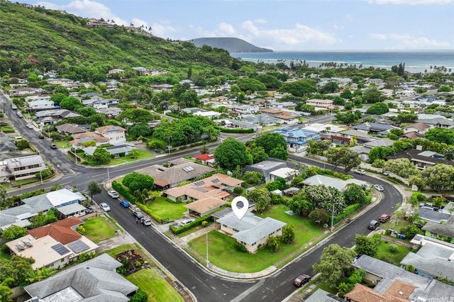 5265 Manauwea Street, Honolulu, HI 96821