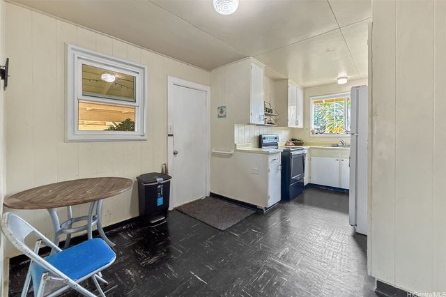 5265 Manauwea Street, Honolulu, HI 96821