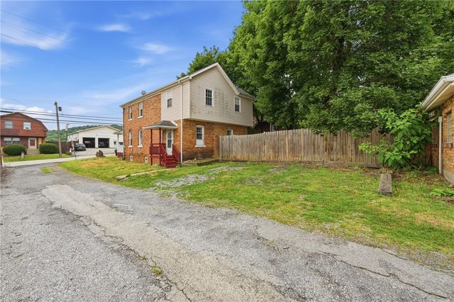 208 37th Street Ext, West Mayfield, PA 15010