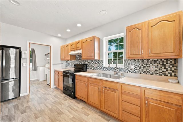 208 37th Street Ext, West Mayfield, PA 15010