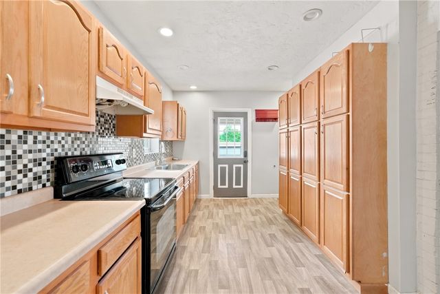 208 37th Street Ext, West Mayfield, PA 15010