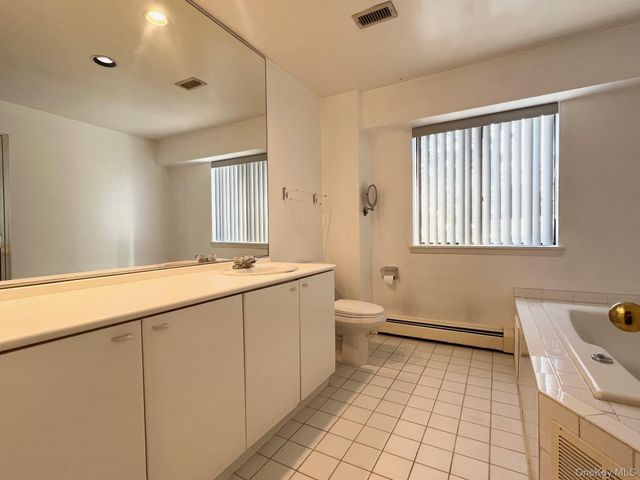 24 Ray Place 1-4, Scarsdale, NY 10583