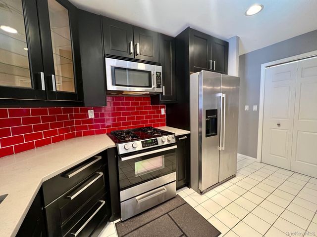 24 Ray Place 1-4, Scarsdale, NY 10583