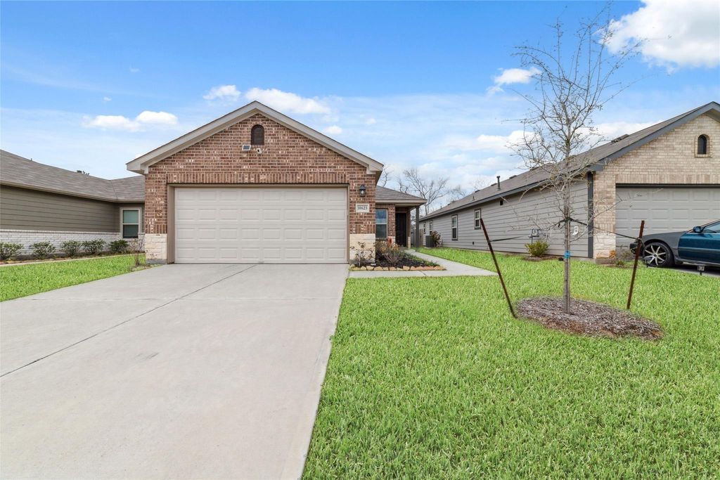 10623 Red Orchid Drive, Houston, TX 77016