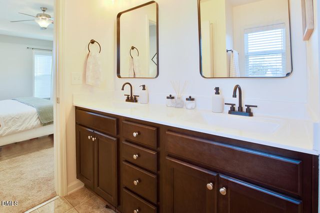 384 Crawford Parkway, Clayton, NC 27520