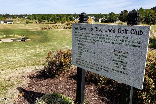 384 Crawford Parkway, Clayton, NC 27520