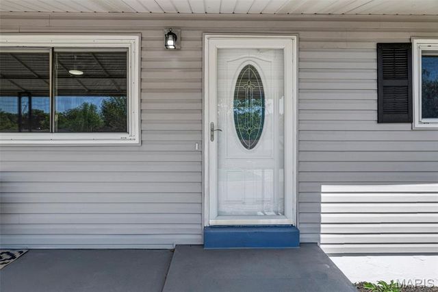 515 Golden Valley Drive, St Louis, MO 63129