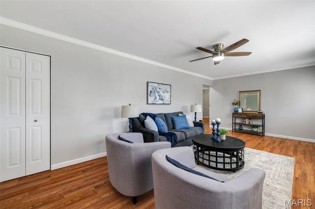 515 Golden Valley Drive, St Louis, MO 63129