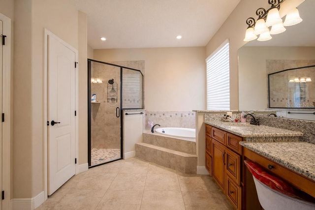 15950 SPLENDID OAKS LANE, Tavares, FL 32778