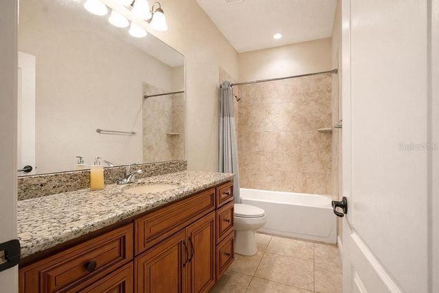 15950 SPLENDID OAKS LANE, Tavares, FL 32778