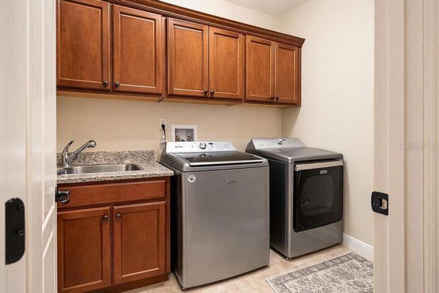 15950 SPLENDID OAKS LANE, Tavares, FL 32778