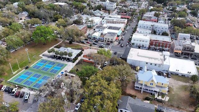 15950 SPLENDID OAKS LANE, Tavares, FL 32778