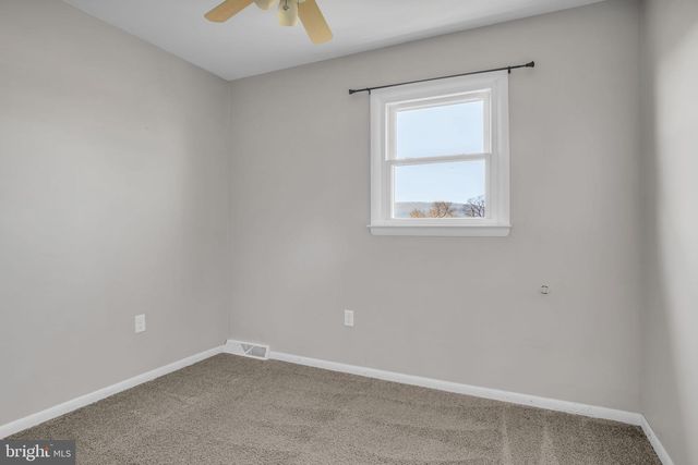 1387 LUTZTOWN RD, Boiling Springs, PA 17007