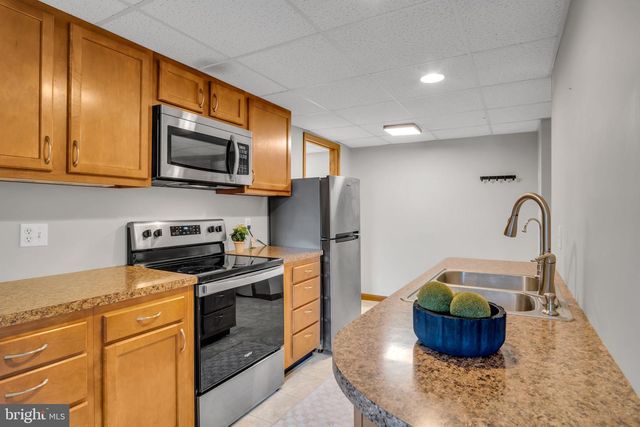 1387 LUTZTOWN RD, Boiling Springs, PA 17007