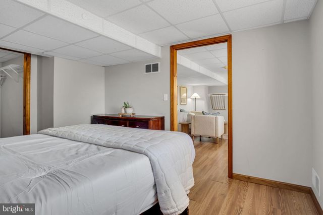 1387 LUTZTOWN RD, Boiling Springs, PA 17007
