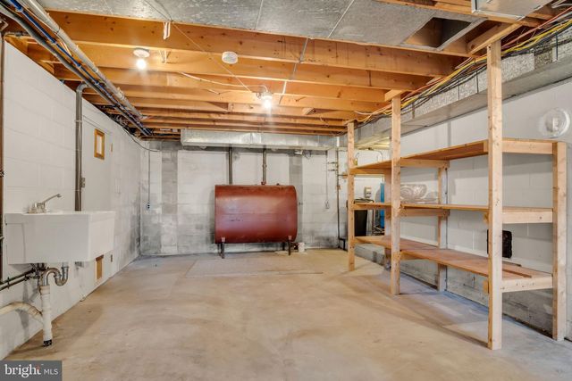 1387 LUTZTOWN RD, Boiling Springs, PA 17007