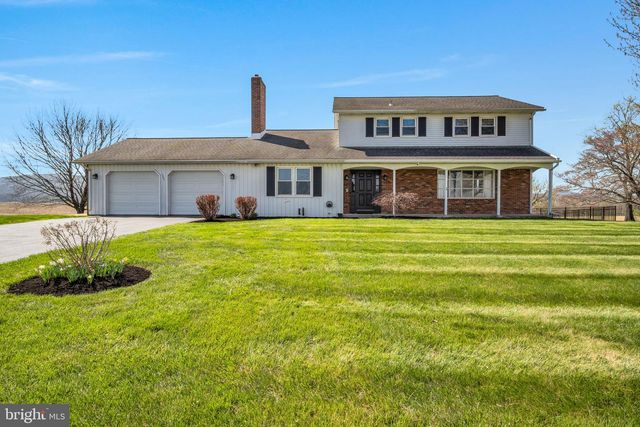 1387 LUTZTOWN RD, Boiling Springs, PA 17007